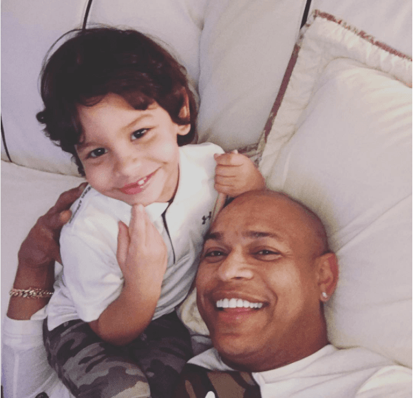 "Mi mamá y mis hijos son las tres razones por las que yo vivo y existo", declaró Alexander.