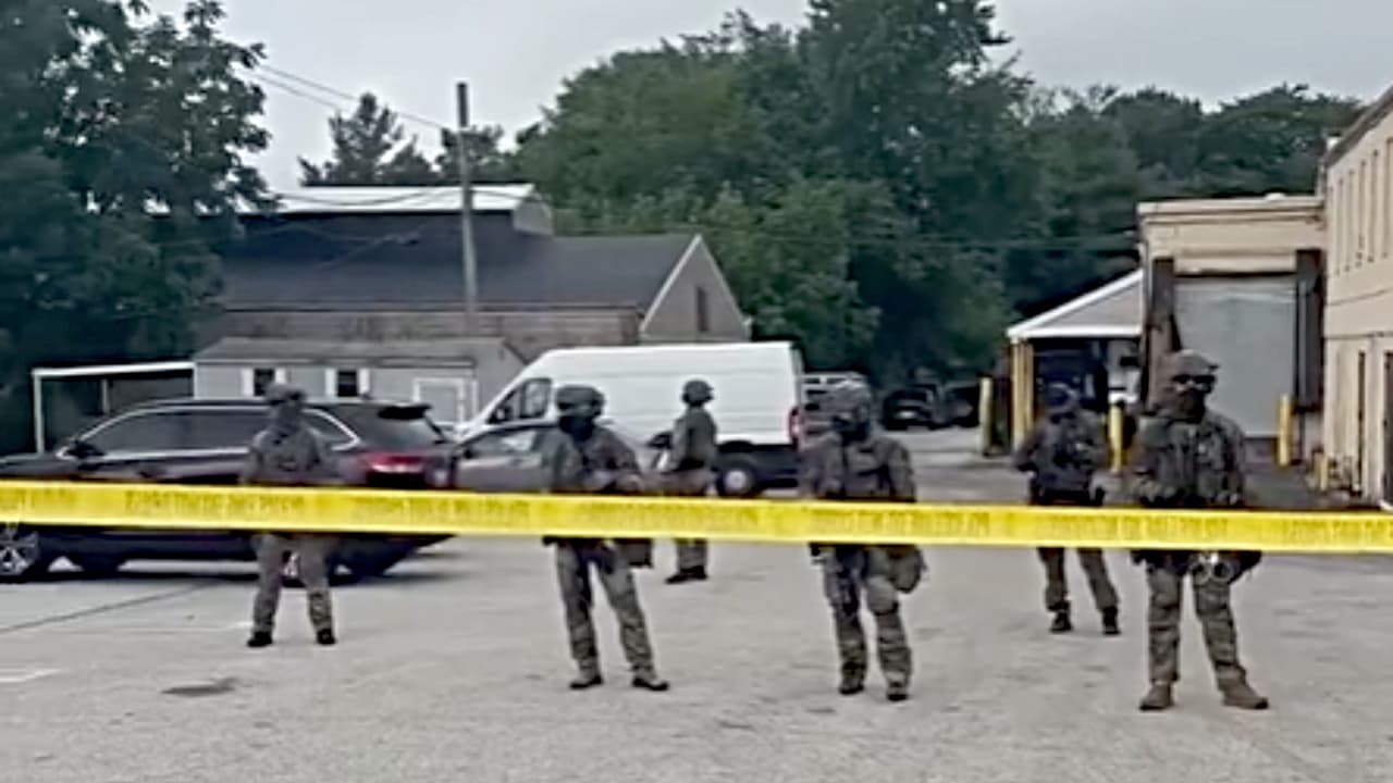 "Están separando familias" ICE realiza detenciones en supermercado visitado por hispanos en Norristown