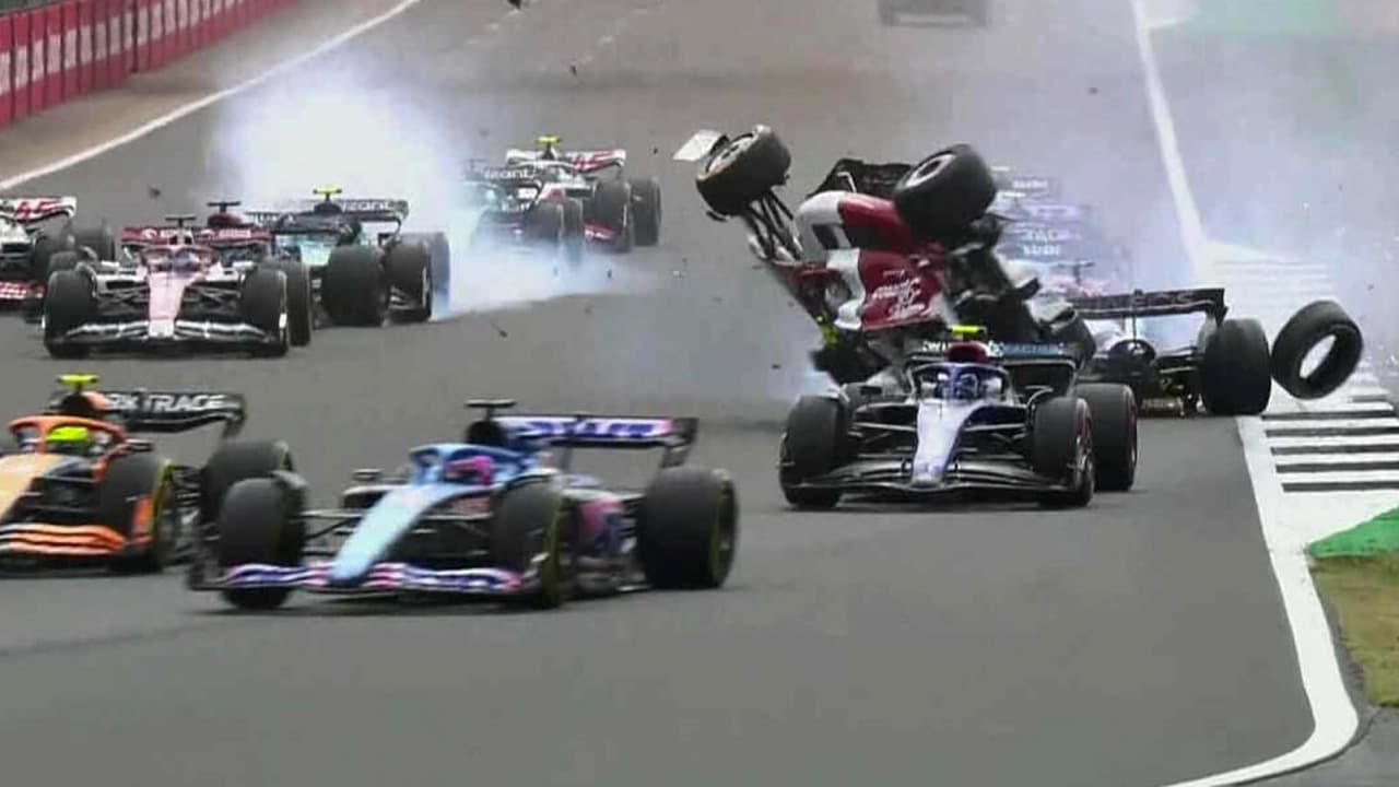 Accidente impactante en Silverstone de Guanyu Zhou