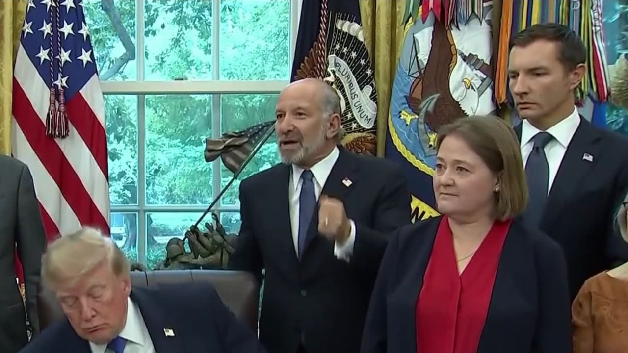 Howard Lutnick habla sobre los aranceles de Trump durante el plan para la construcción de una planta de acero