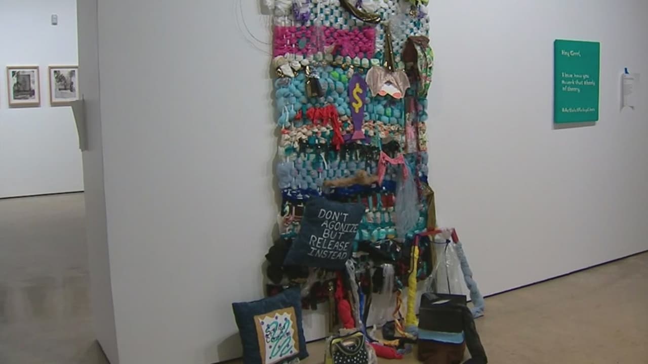 Destacan artes chicanas en una exhibición en San Antonio