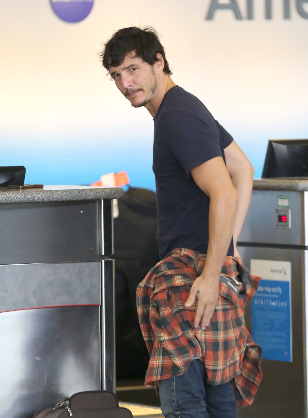 Aunque nació en Sur America, Pedro fue criado en California y en Texas.