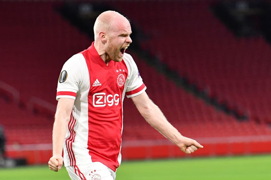 Ajax se impone al Lille 2-1 en el partido de vuelta y calificando a Octavos de Final de la UEFA Europa League. Con goles de Davi Klassen (15') y David Neres (88'), los de Amsterdam se llevan la victoria. El mexicano Edson Alvarez fue partícipe del encuentro los 90 minutos.