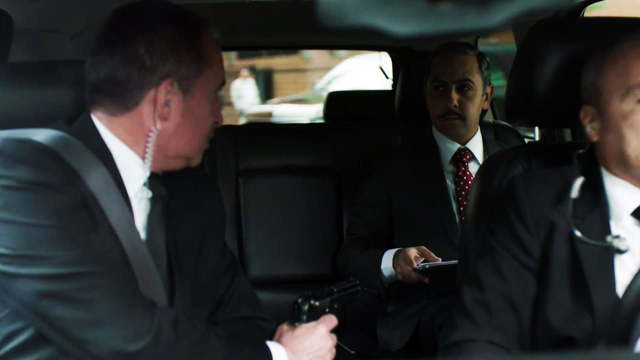 Sus hombres lo llevaron por la fuerza y lo amenazaron de muerte.