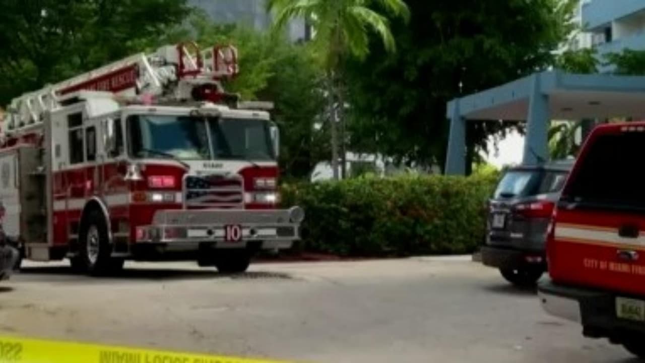 Tuberías revientan y provocan daños en un condominio de Miami
