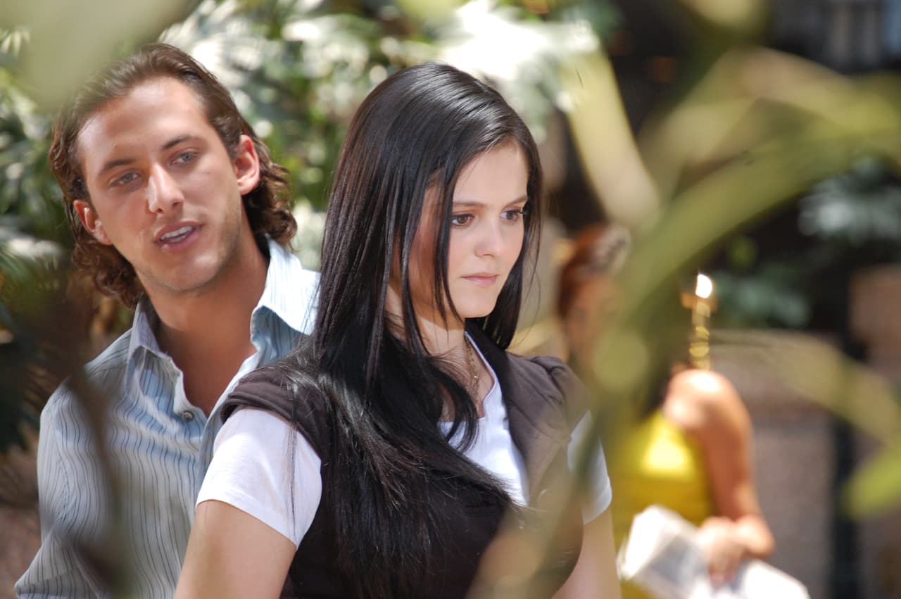 En repetidas ocasiones ha dejado claro que no le interesa volver a la televisión pues, según ella, vivió experiencias desagradables mientras fue actriz de telenovelas como
<b><a href="https://vix.com/es/detail/series-3062?utm_medium=internal_referral&utm_source=univision&utm_campaign=breaking_news&utm_content=ed_entertainment&utm_term=slideshow" target="_blank"> En Nombre del Amor, que ahora puedes ver gratis aquí en ViX. </a></b>
<br>