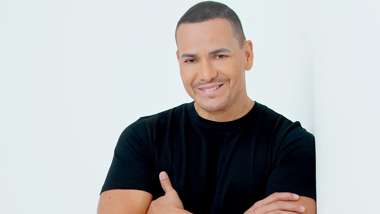 Víctor Manuelle está “entusiasmado” por ser parte de Latin GRAMMY Celebra Ellas y su Música  