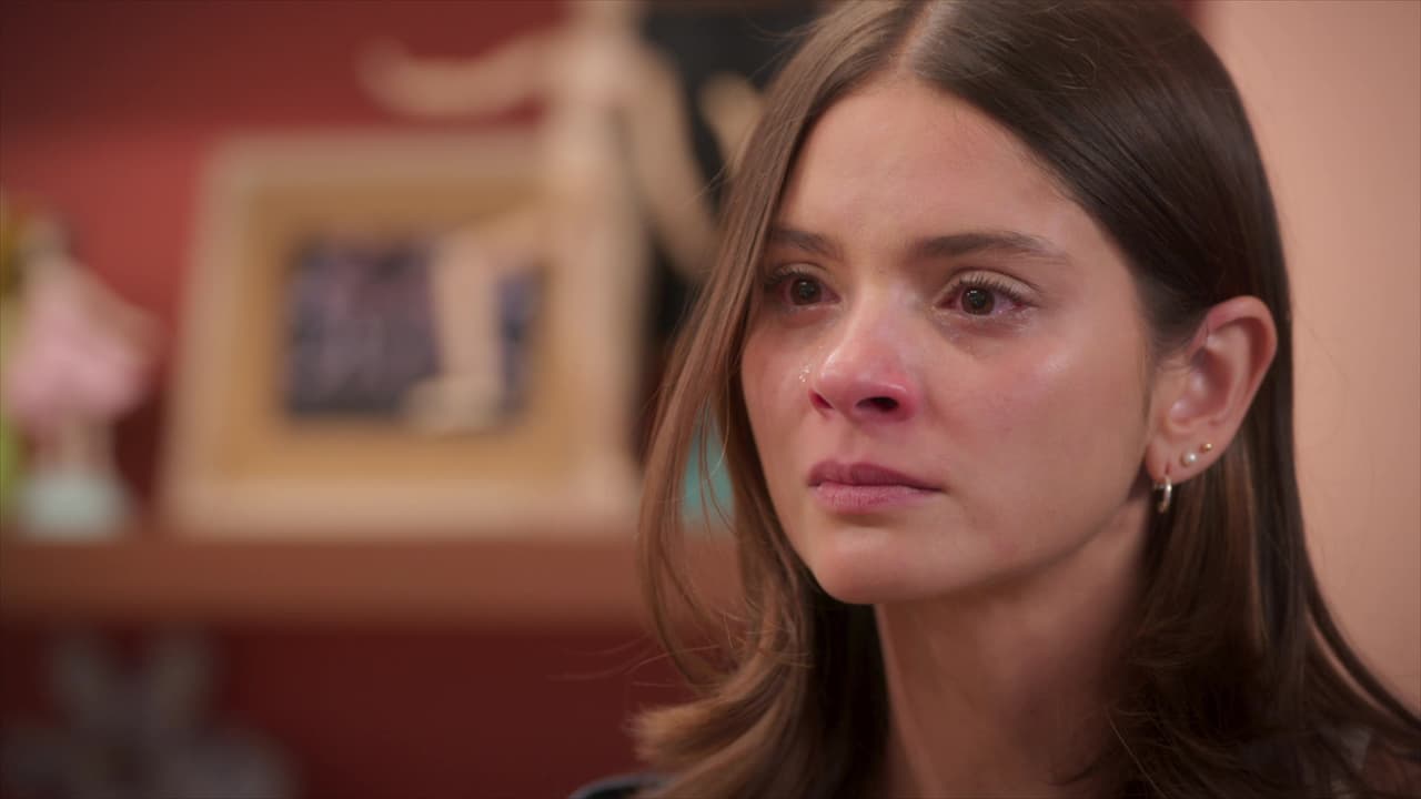Tan Cerca De Ti, Nace El Amor: Capítulo completo 81
