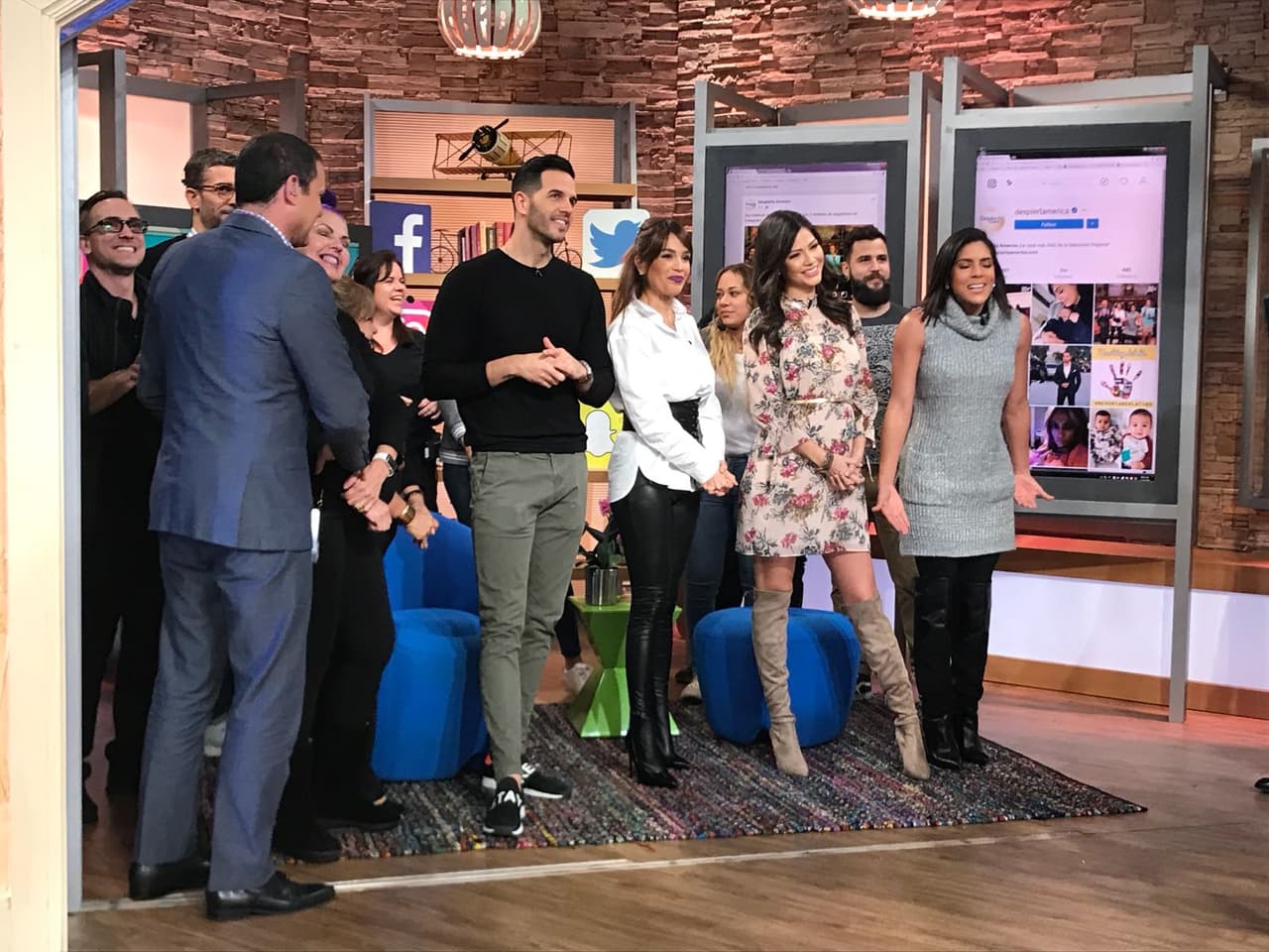 Francisca Lachapel fue la encargada de revelar por qué todos estaban tan felices en el programa.