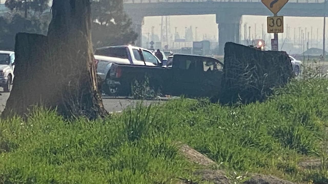 Conductor ebrio huye de accidente, vuelve a chocar y mata a una persona en Fresno