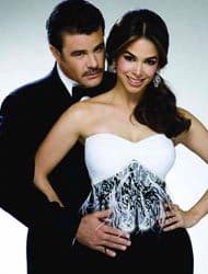 Después de casados, Bibi Gaytán participó en "Dos Mujeres Un Camino" y "Camila" junto a su esposo, Eduardo Capetillo.