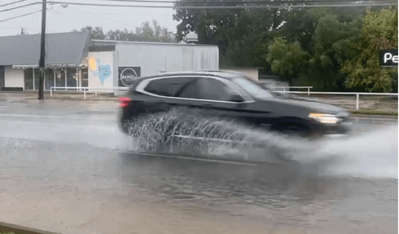 Emiten aviso por inundaciones repentinas para áreas del condado Williamson