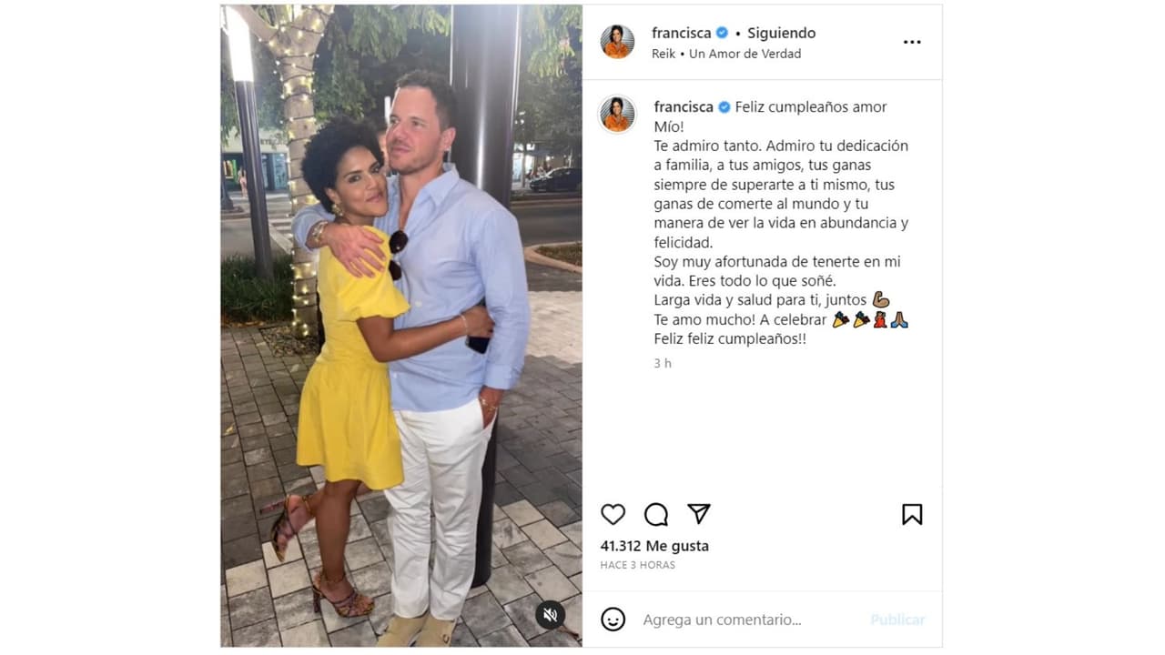 Francisca felicitó así a su marido.