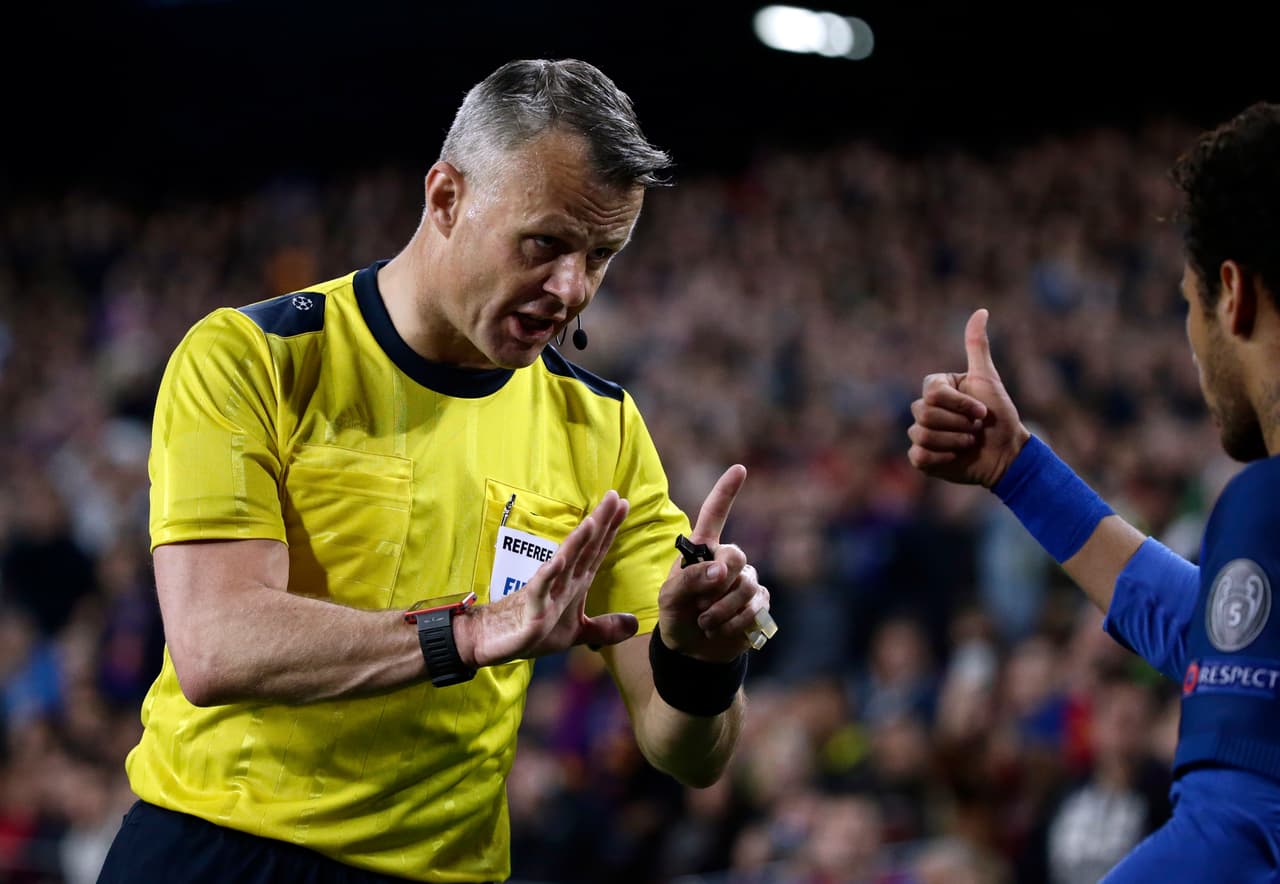 Björn Kuipers | Países Bajos | Arbitró la Final de la Champions en la temporada 2013-14.