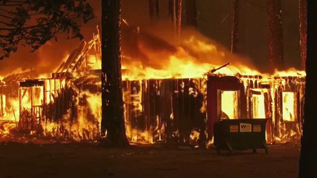 Dixie se convierte en el segundo incendio más grande en la historia de California