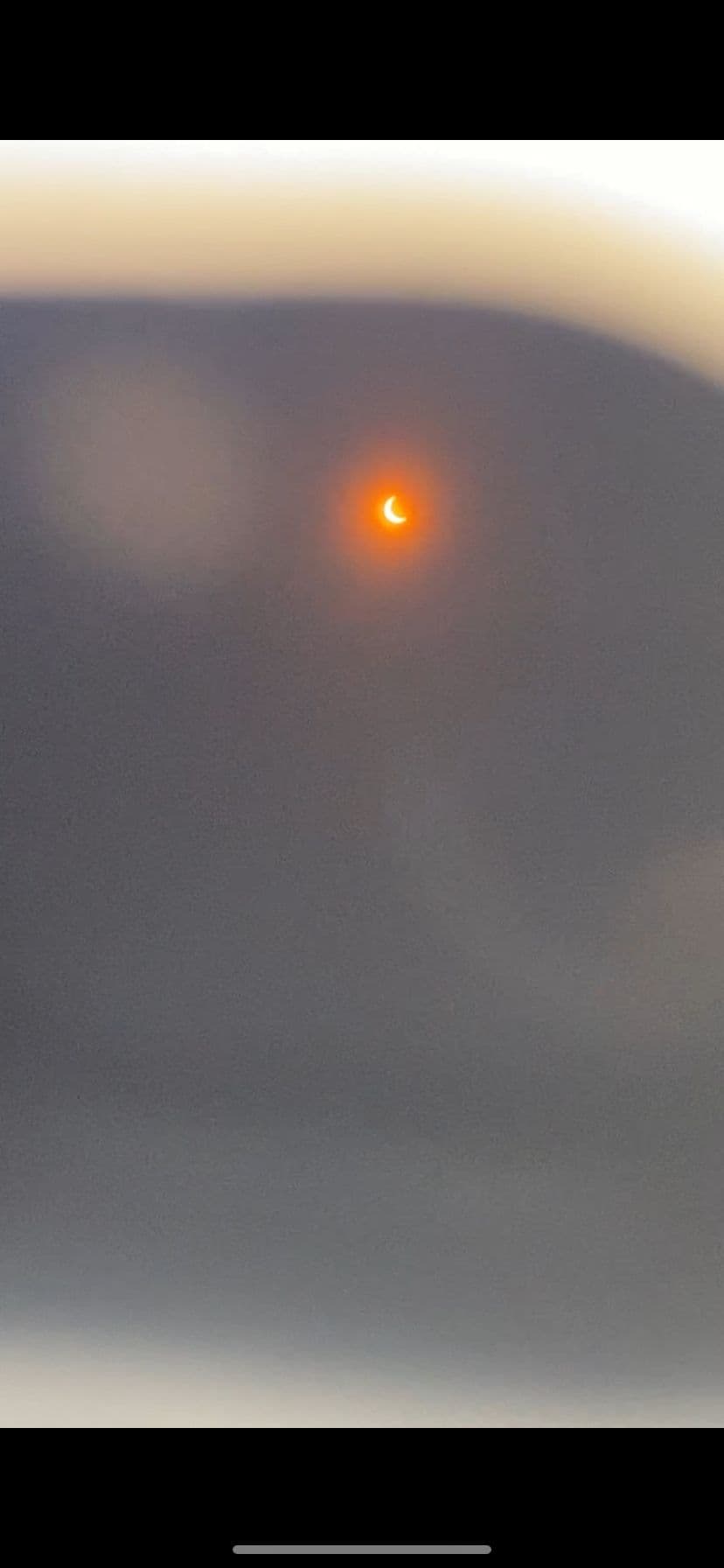 En Dallas, Juan Correa hizo esta captura del eclipse solar anular.