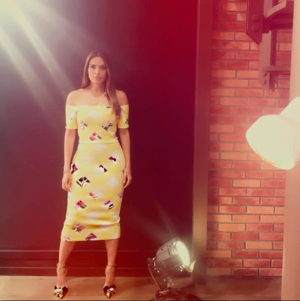 En el guardarropa de Galilea Montijo los vestidos que resalten sus características curvas no pueden faltar.