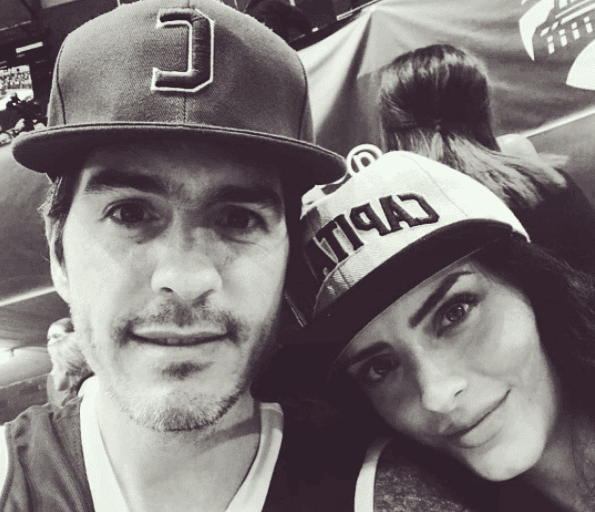 Hace unos días el actor aprovechó sus redes sociales para hacer notar lo emocionado que está por convertirse nuevamente en papá, esta vez junto a su esposa, 
<b><a href="http://www.univision.com/entretenimiento/aislinn-derbez-se-retirara-un-buen-rato">Aislinn Derbez</a></b>.