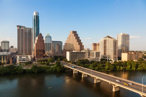 Otras ciudades de Texas como Houston, San Antonio y Austin también cayeron de posición, aunque la capital del estado sigue entre las mejores ya que este año quedó en el puesto número 5.