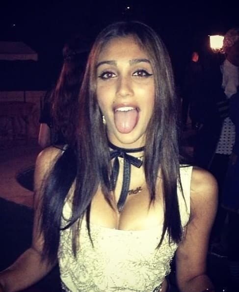 Atrás quedó el recuerdo de la niña que acompañaba a la Reina del Pop a todos lados, ahora es una mujer que ya comienza a robarse los corazones de varios galanes.