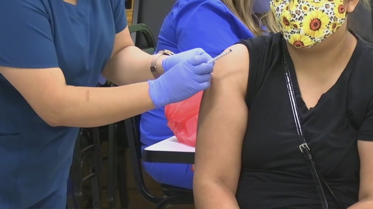 ¿Puede un empleador exigir la vacuna contra coronavirus como condición laboral?: expertos legales en Arizona comparten su opinión 