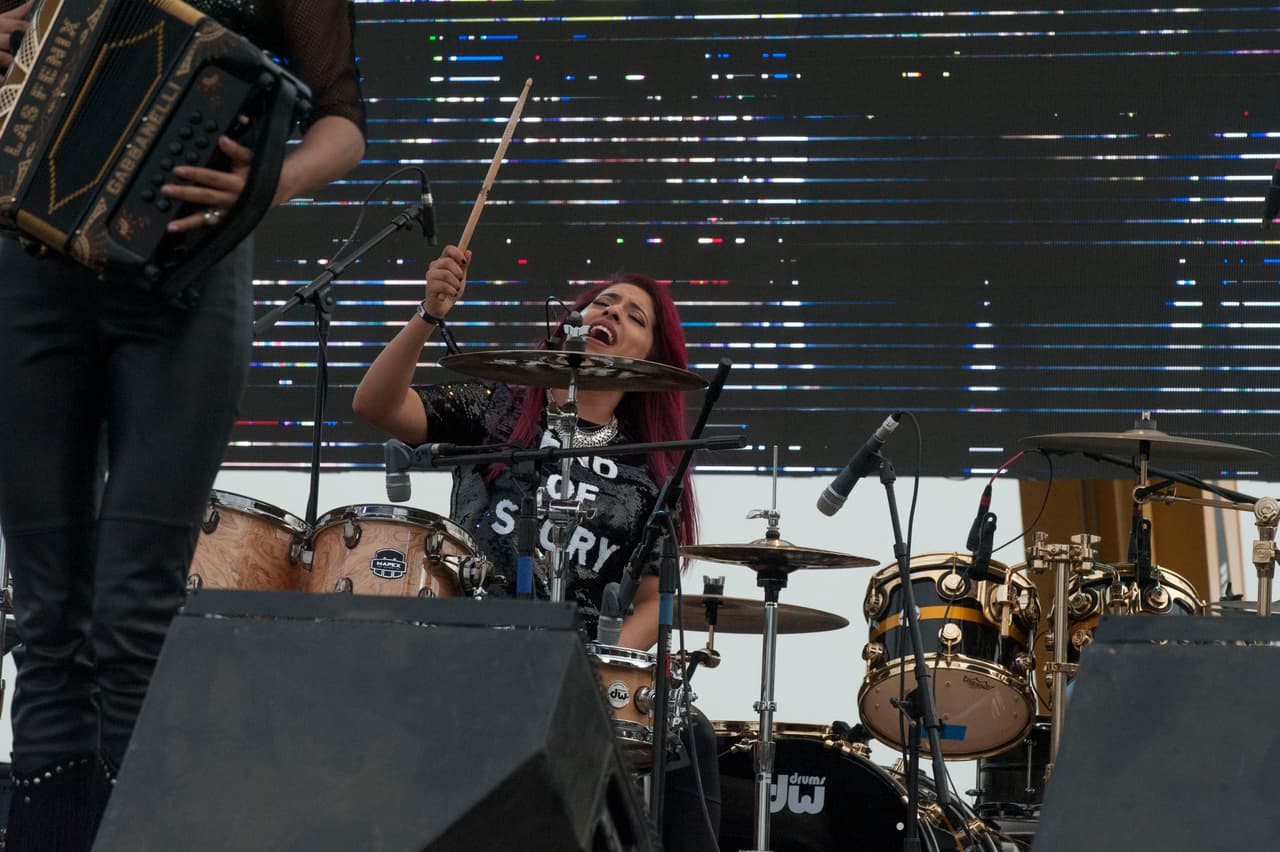 7 escenarios y mas de 50 artistas en 3 dias fueron los ingredientes para PuebloFest el 17 al 19 de marzo donde llegaron personas para disfrutar de todo el estado de California.