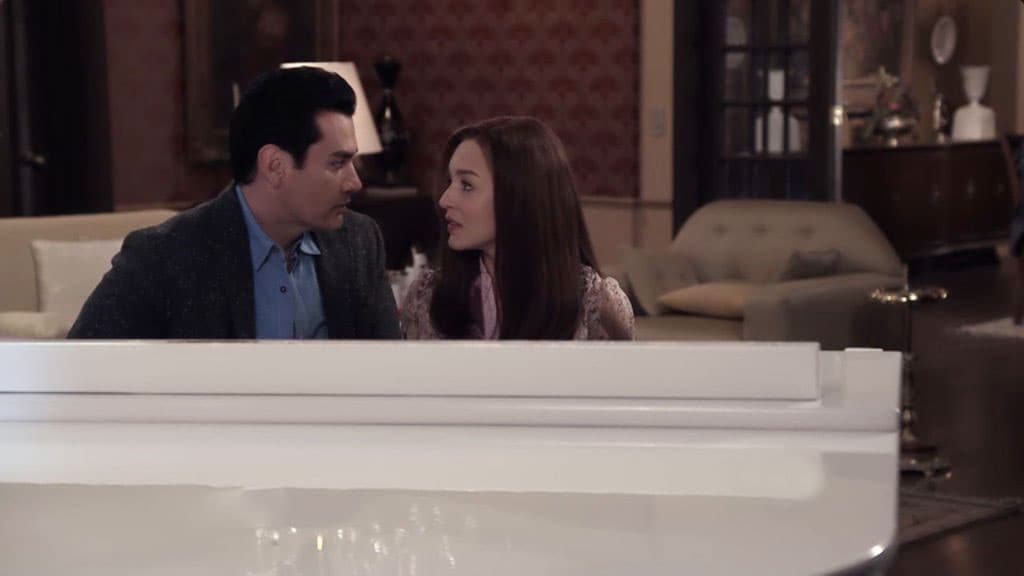 Toca magistralmente melodías clásicas, es una de las cosas que enamoraron a 'Ramiro'.