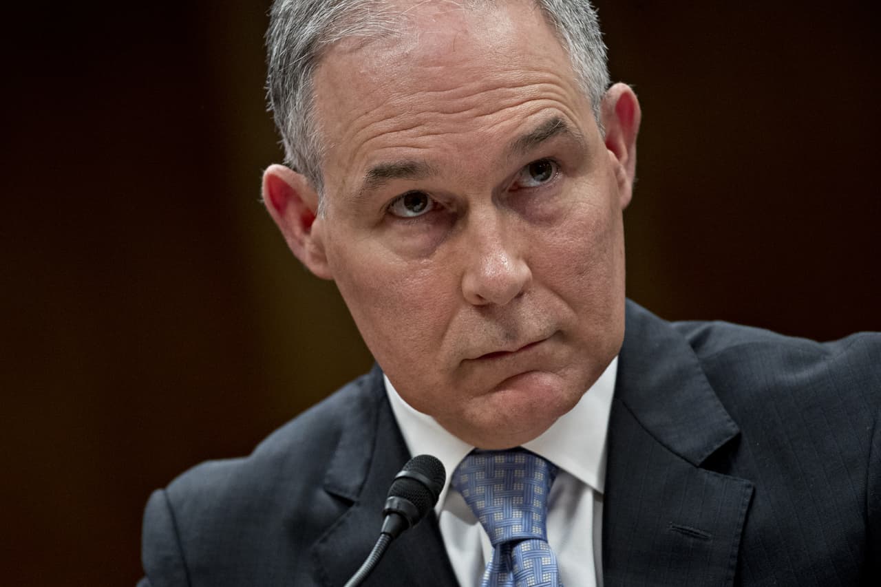En medio de escándalos, renuncia Scott Pruitt, jefe de la Agencia de Protección Ambiental