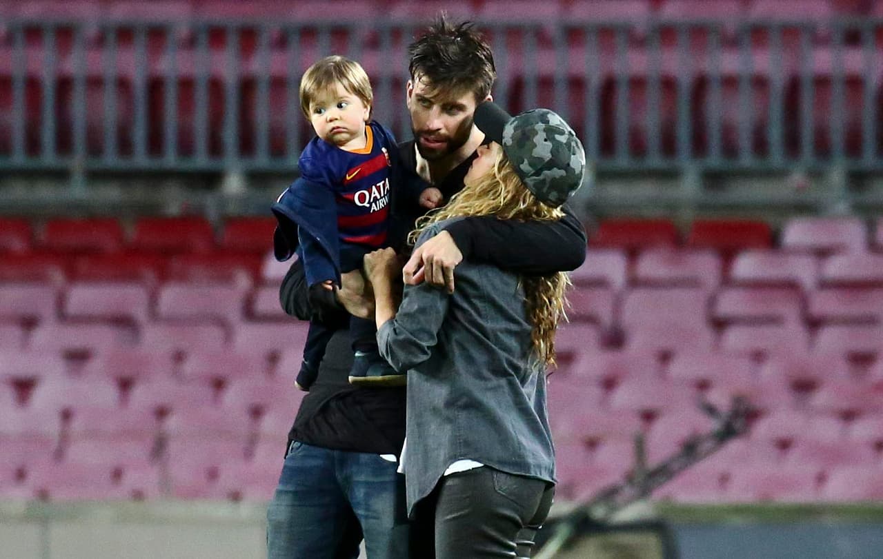 La cantante es la fan número uno de Gerard y se ha preocupado por encaminar a sus hijos a que también apoyen el trabajo de papá.