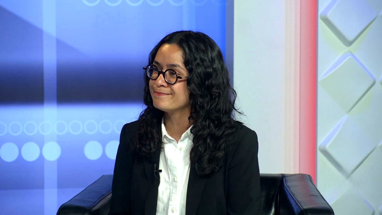 Claire Valdez busca el asiento del distrito 7 de Nueva York