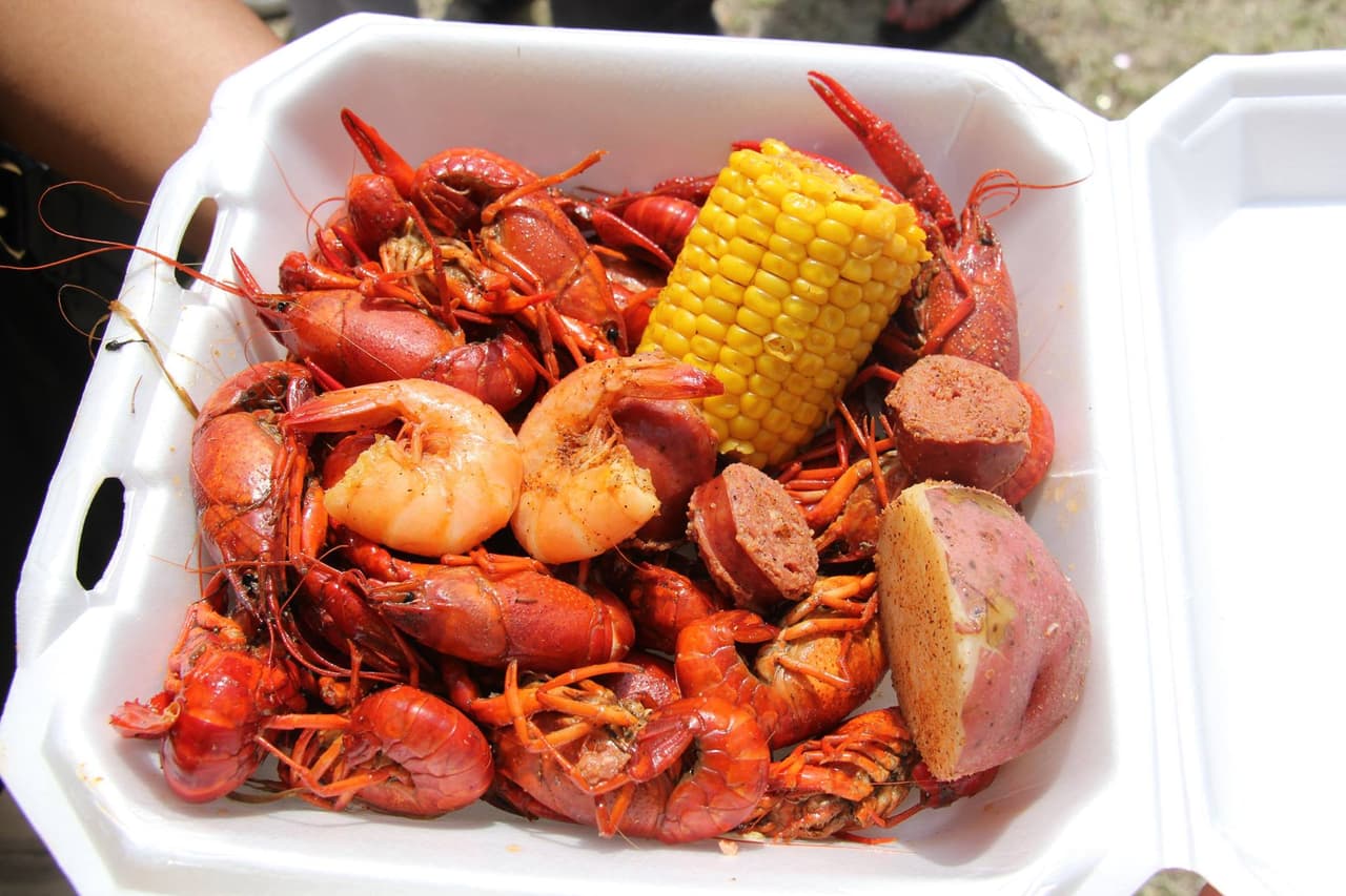 <h2 class="cms-H2-H2">Una probada a Nueva Orleans</h2>
<br>
<ul>
<li class="li1">Cuándo: 25 de abril</li>
</ul>
<ul>
<li class="li1">Hora: 17:00 horas - 23:00 horas</li>
</ul>
<ul>
<li class="li1">Dónde: Sunken Garden Theatre</li>
</ul>
<ul>
<li class="li1">Qué es: Disfruta de auténtica comida al estilo de Nueva Orleans</li>
</ul>
<ul>
<li class="li1">Costo: 22 dólares</li>
</ul>