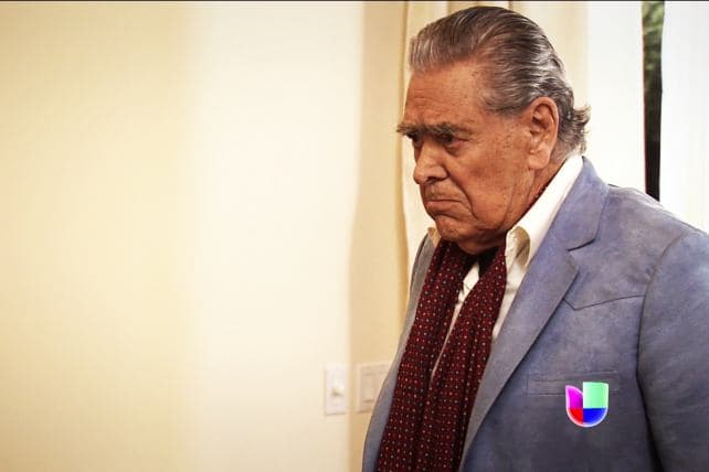 La obligó a alejarse de su retoño y a casarse con Fausto.