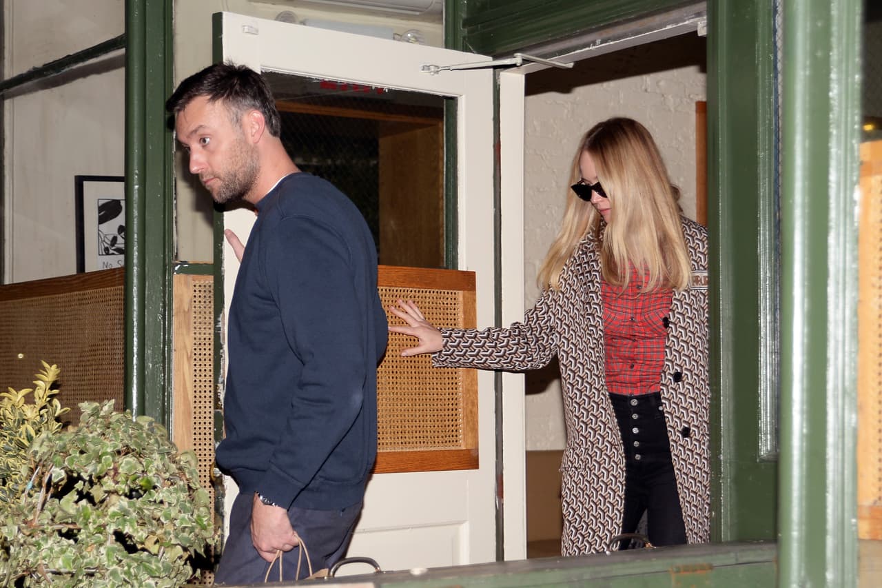 En el podcast 'Naked with Cat Sadler', la protagonista de 'The hunger games' relató que antes de conocer a su prometido no pensaba en el matrimonio.