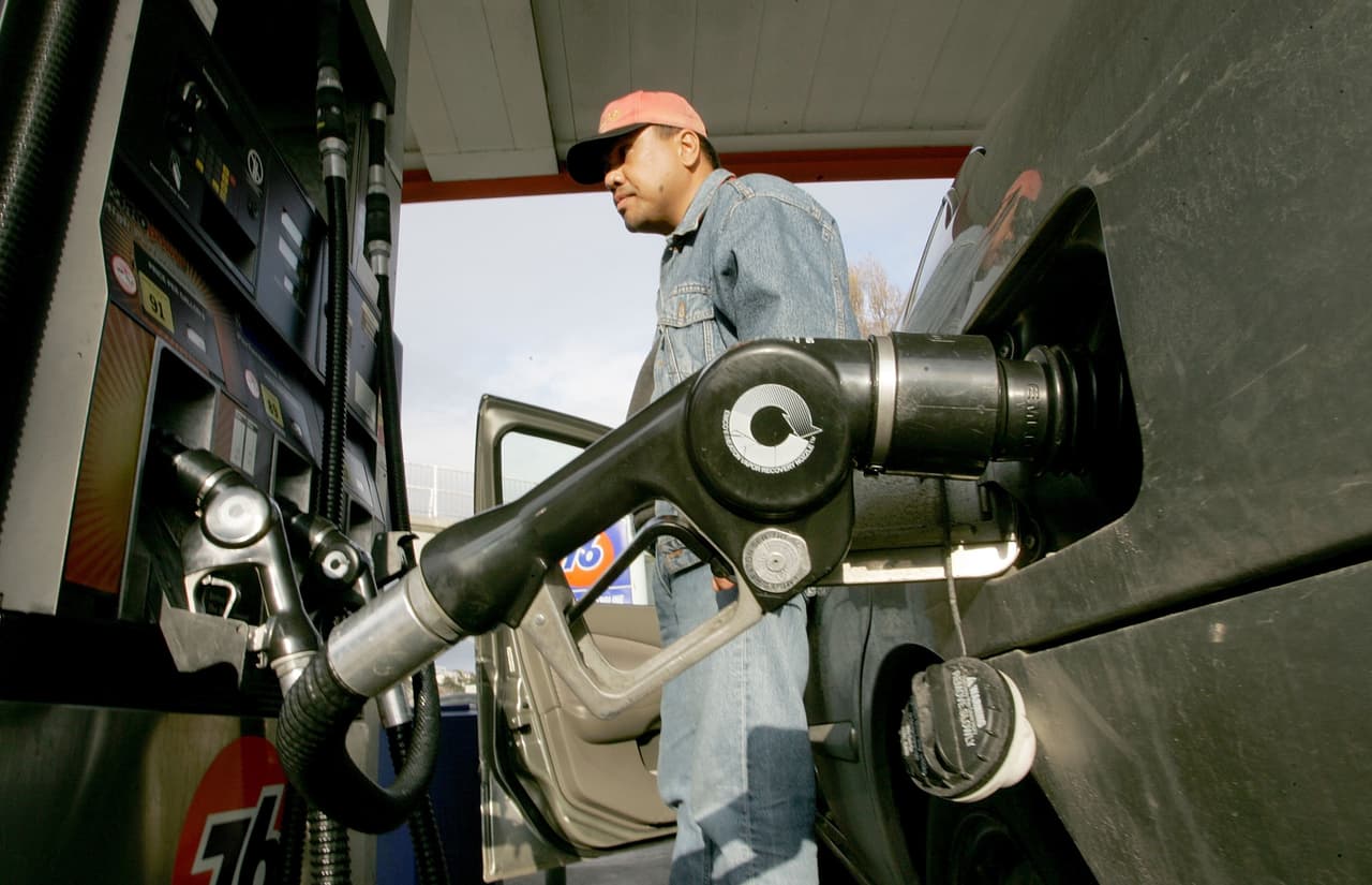 Houston establece un nuevo récord: La gasolina regular llega a $4.01 el galón