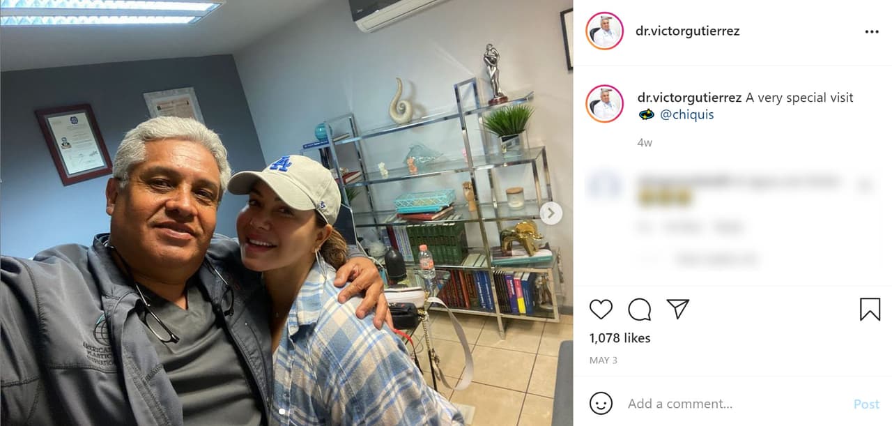 El 4 de mayo, Chiquis Rivera confirmó que había visitado al 
<b>doctor Víctor Gutiérrez en Tijuana</b>, pero desmintió que lo haya hecho por una 'lipo'.
<br>