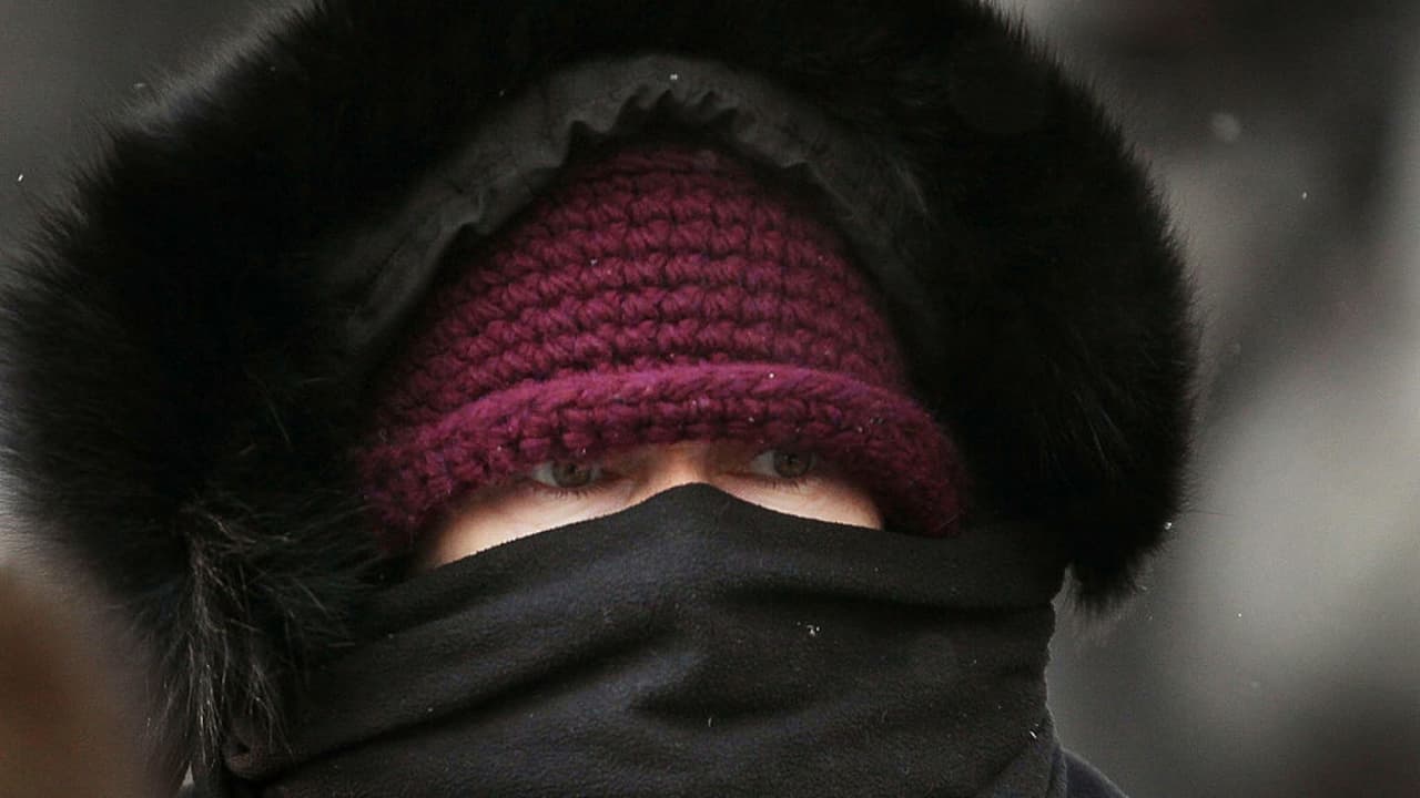 Récord de frío: habrá temperaturas congelantes y sensaciones térmicas de un solo dígito este martes en Chicago