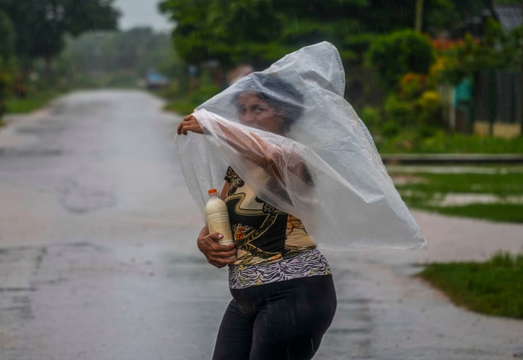 Cabe recordar que en Cuba, el impacto del huracán Helene no fue directo, pues el centro se mantuvo en traslación al norte, en el océano Atlántico.