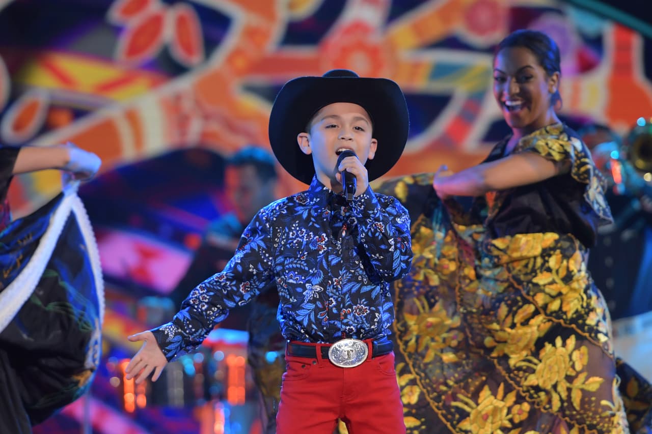 Este tema le costó trabajo la primera vez porque tenía que memorizar toda la letra.