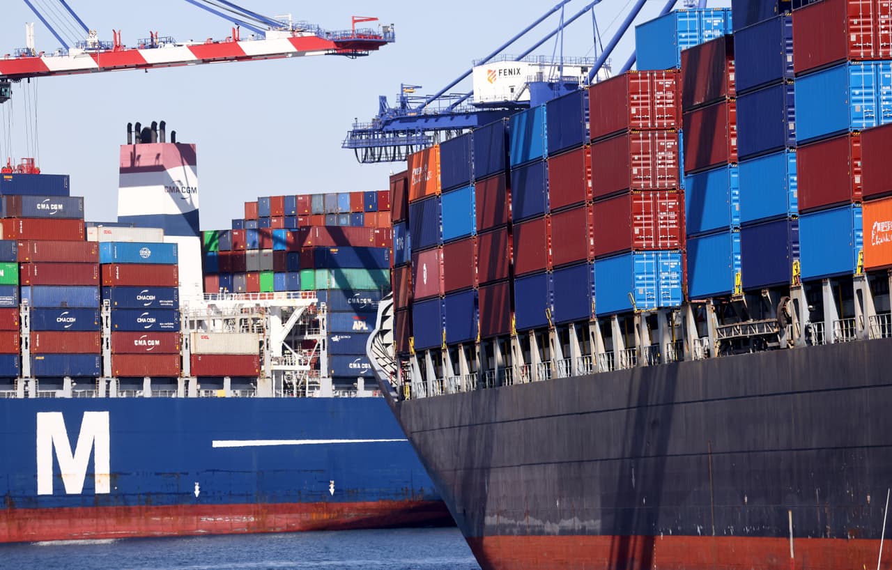 Las recomendaciones generales para los consumidores son prácticas y van desde hacer una lista de productos necesarios e identificar las alternativas de consumo en caso de no encontrarlos en los anaqueles.