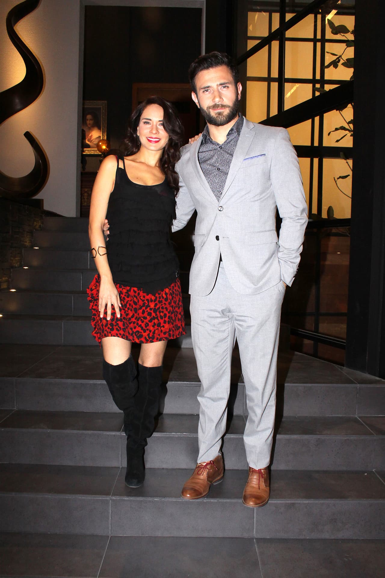 Dentro de la historia 'Carolina' (
<b><a href="http://www.univision.com/temas/adriana-louvier">Adriana Louvier</a></b>) y 'Raquel' (
<b><a href="http://www.univision.com/temas/silvia-navarro">Silvia Navarro</a></b>) son buenas amigas.