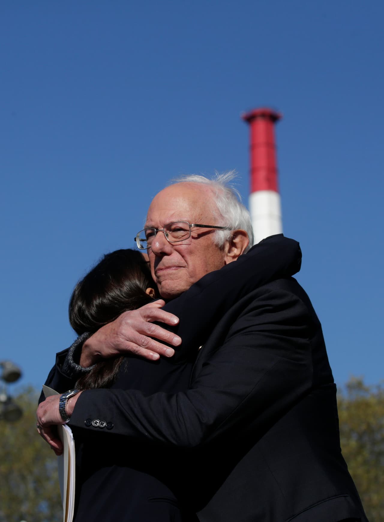 Este es el primer mitin de Sanders desde que detuvo su campaña para la nominación debido a problemas de salud.