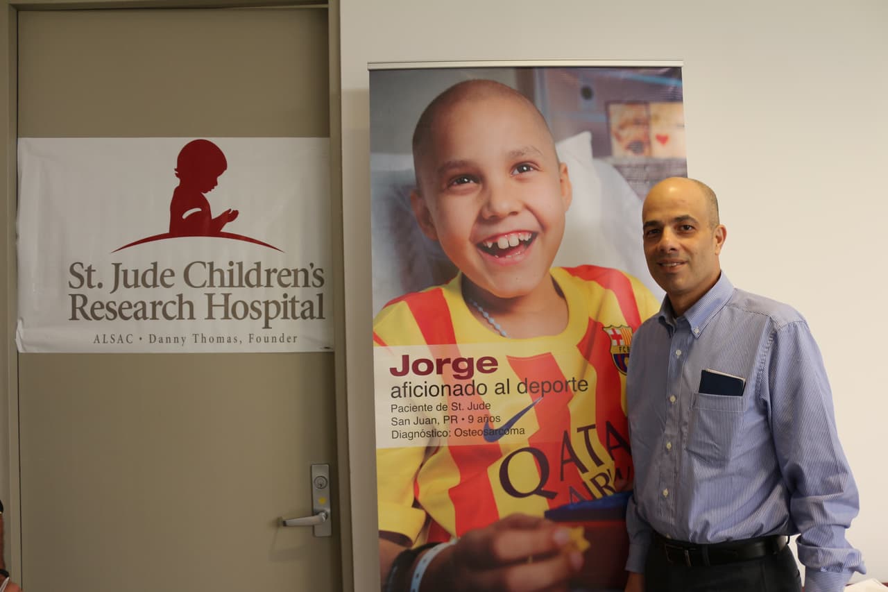 Héctor Ferrer: Precandidato a la comisaría residente por el PPD.