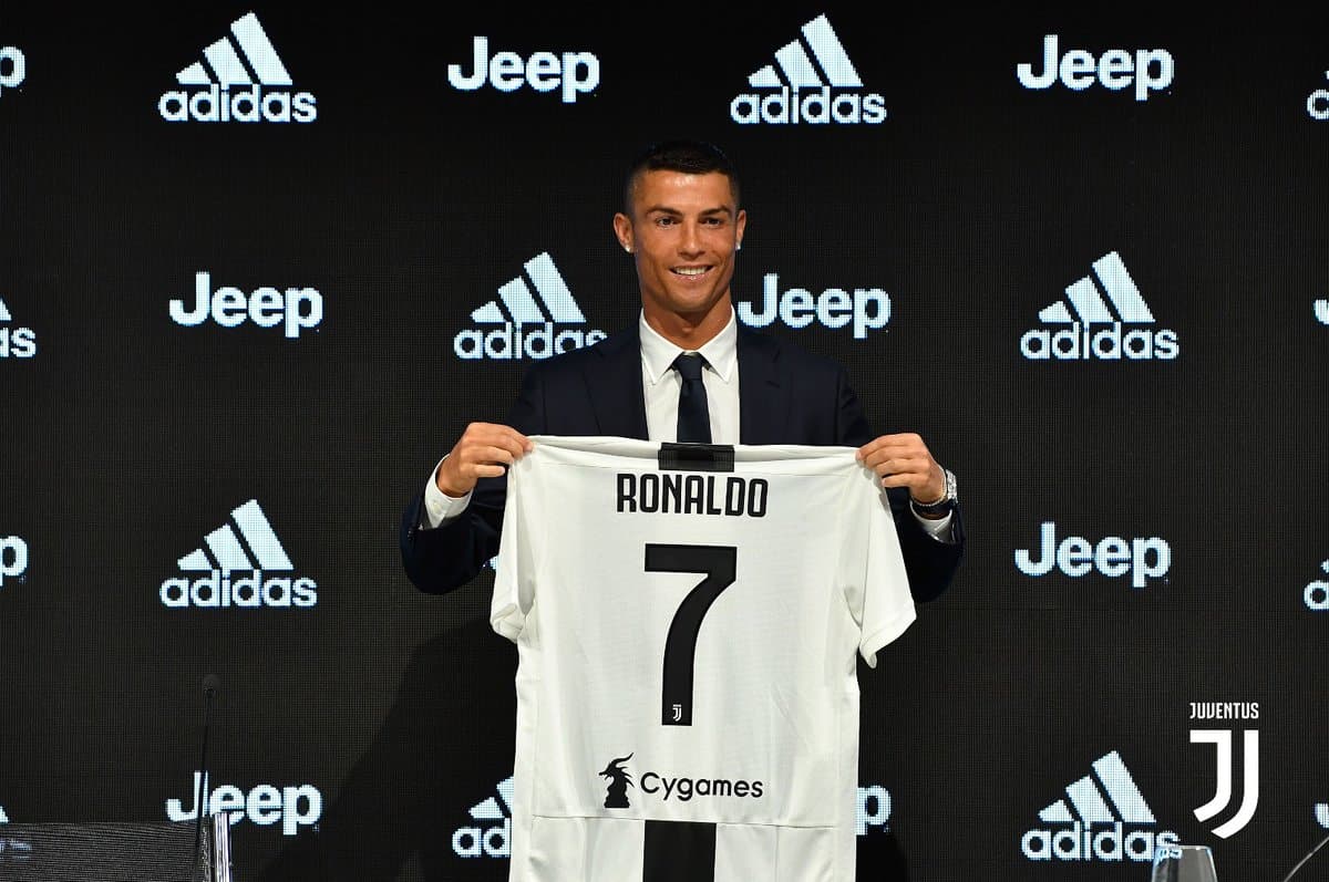 Cristiano Ronaldo 'se olvida' del Real Madrid y ya fue presentado con la Juventus