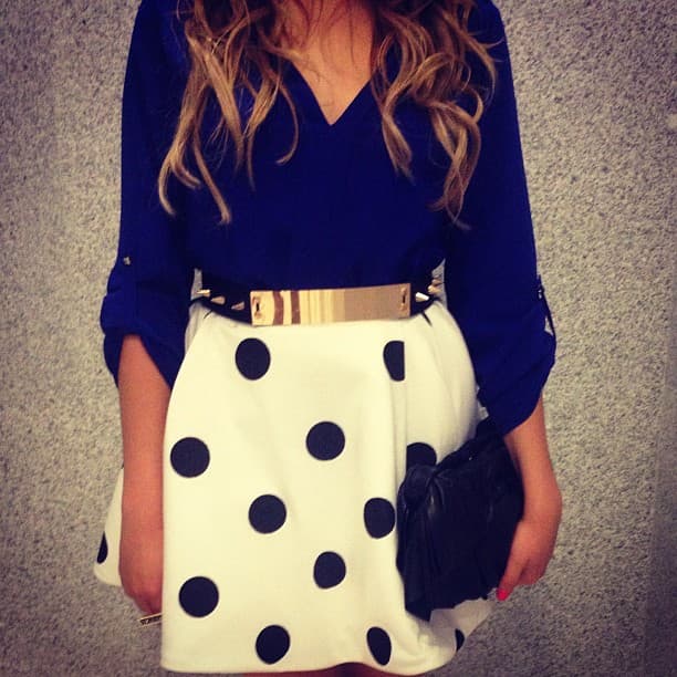 La actriz de 'Vino el amor' disfruta de subir a sus redes sociales sus diferentes cambios de ropa, así inspira a jóvenes de su edad a vestirse con estilo, por lo que se ha convertido en un ícono de la moda para sus casi 500 mil seguidores de Instagram.