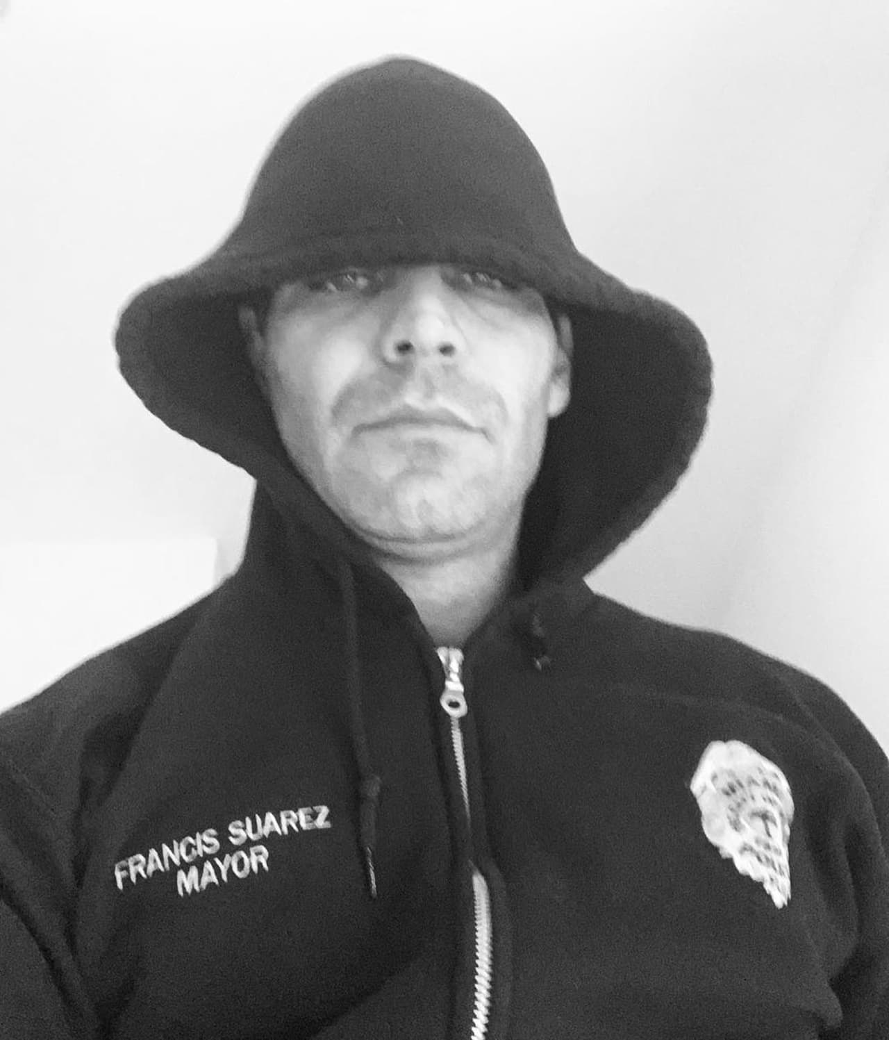 El alcalde de Miami Francis Suárez también se puso su capucha para respaldar al presidente interino Juan Guaidó al participar en el reto que los venezolanos hicieron viral en horas.