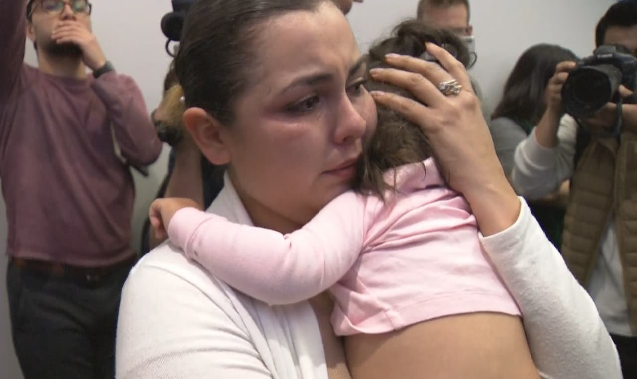 Separación de familias: el suplicio de una madre para reunirse con su bebé en San Francisco