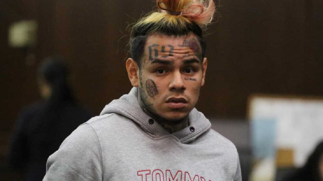 Tekashi se escondió en el baño antes de ser arrestado: piden sentencia de 30 años en la cárcel