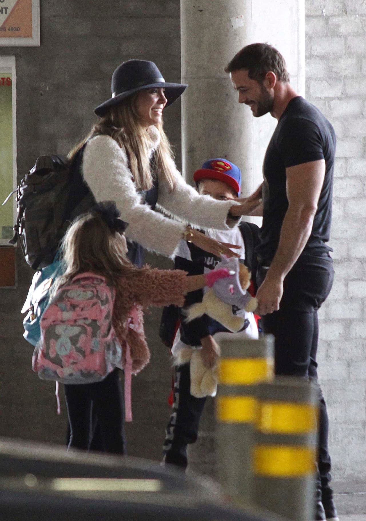 Desde su llegada al aeropuerto se notó el gran amor que hay entre ellos.