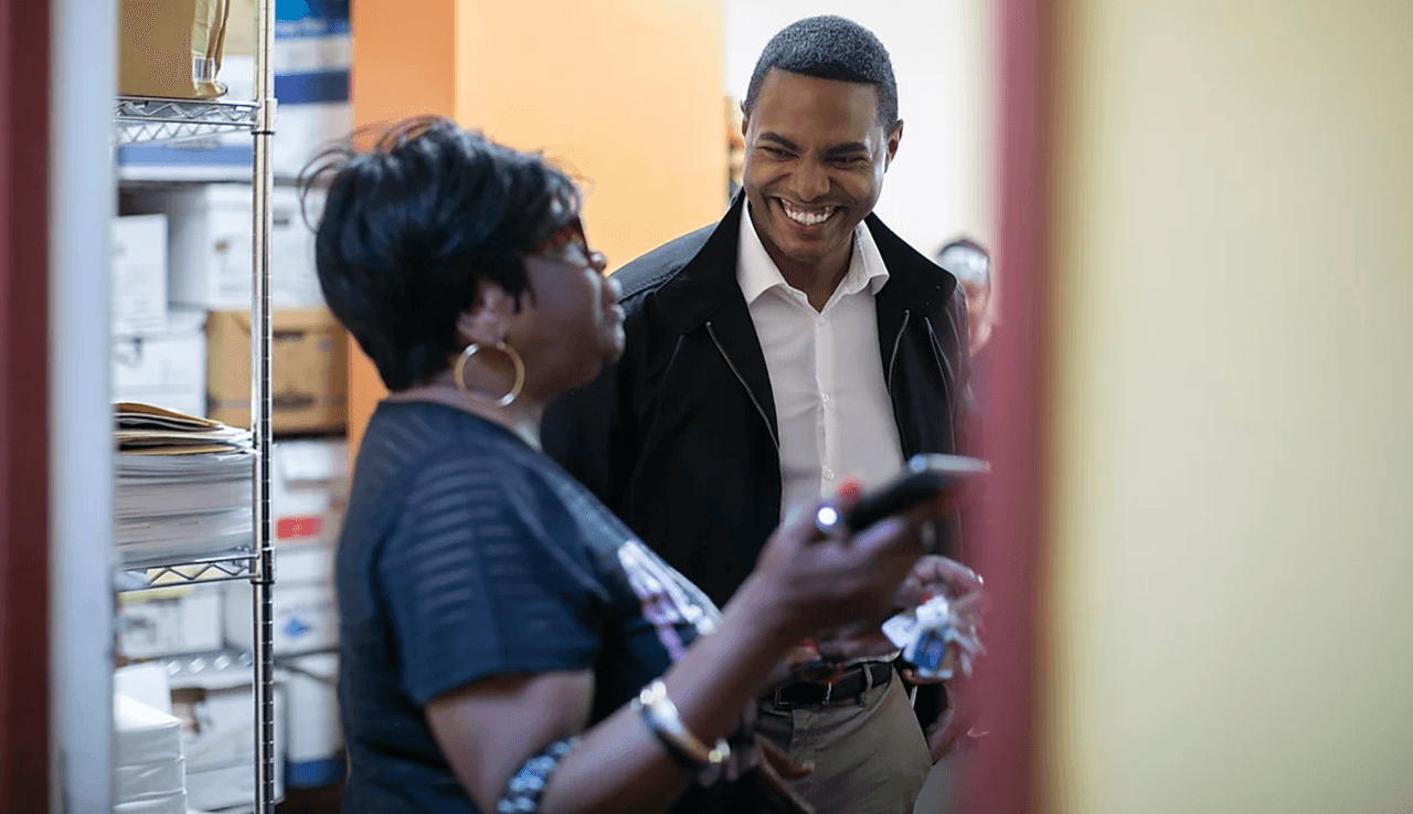 Ritchie Torres se declara el candidato demócrata del sur del Bronx que buscará una silla en la Cámara de Representantes