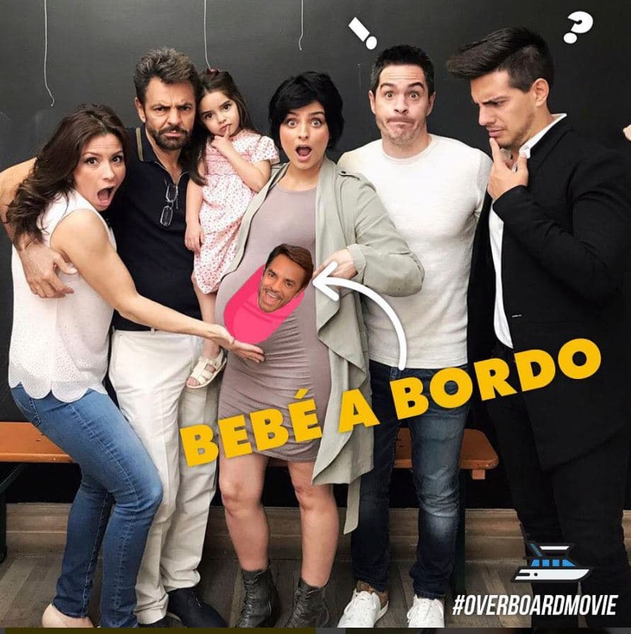 Eugenio Derbez compartió esta simpática imagen, en la que preguntaba a sus seguidores si creían que su primera nieta se parecería a él.